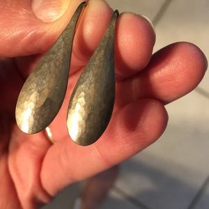 Domed teardrops earrings